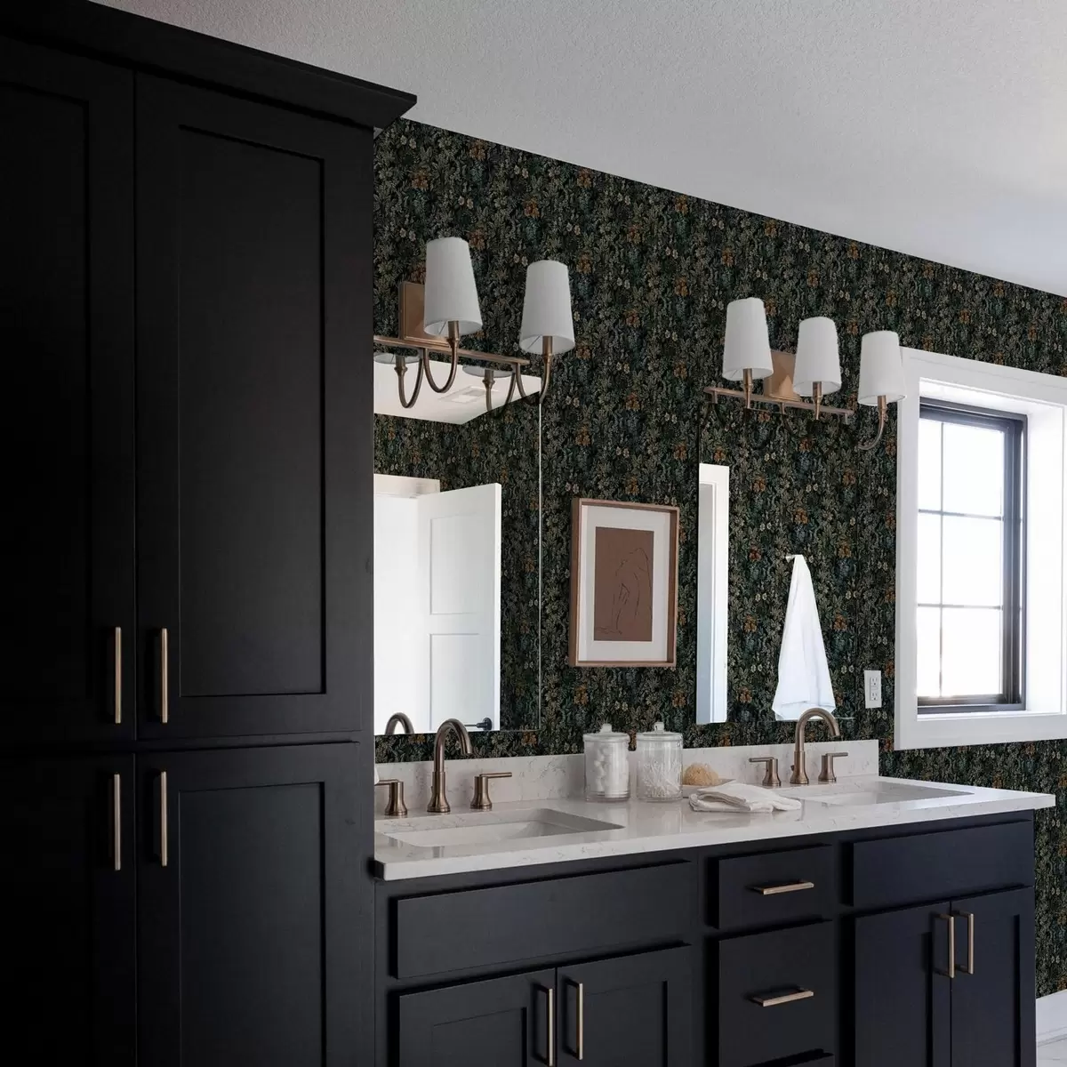 Papel de parede Estampa escura com flores silvestres a00159