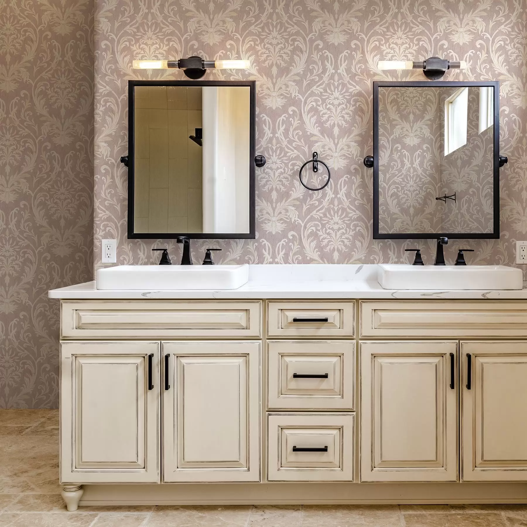 murais de parede Damasco clássico sobre fundo rosa, padrão barroco a00227