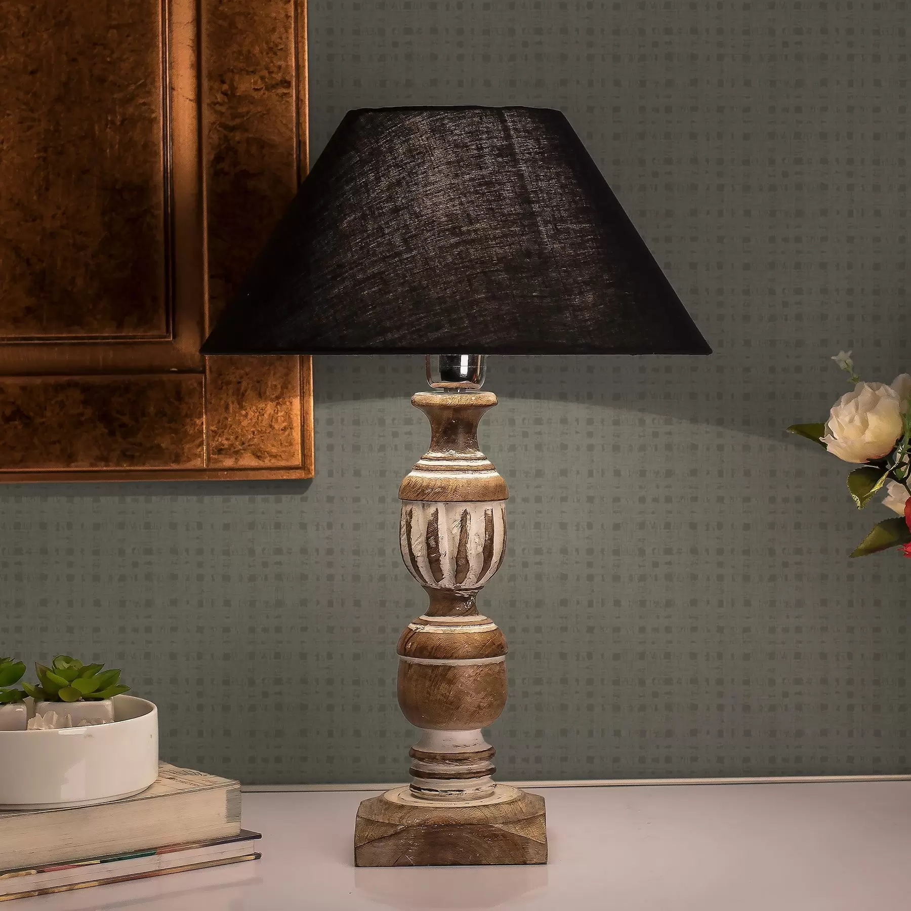 murais de parede Pequena gaiola verde, fundo texturizado em estilo retrô a00234