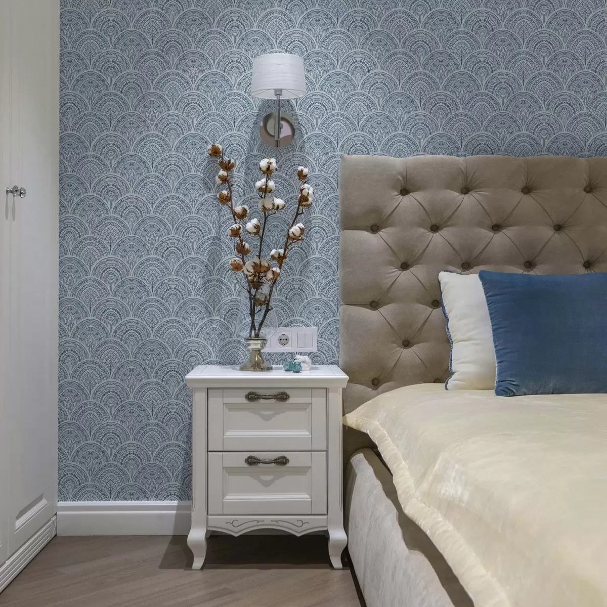 Papel de parede Ornamento azul com arcos e padrões a00332