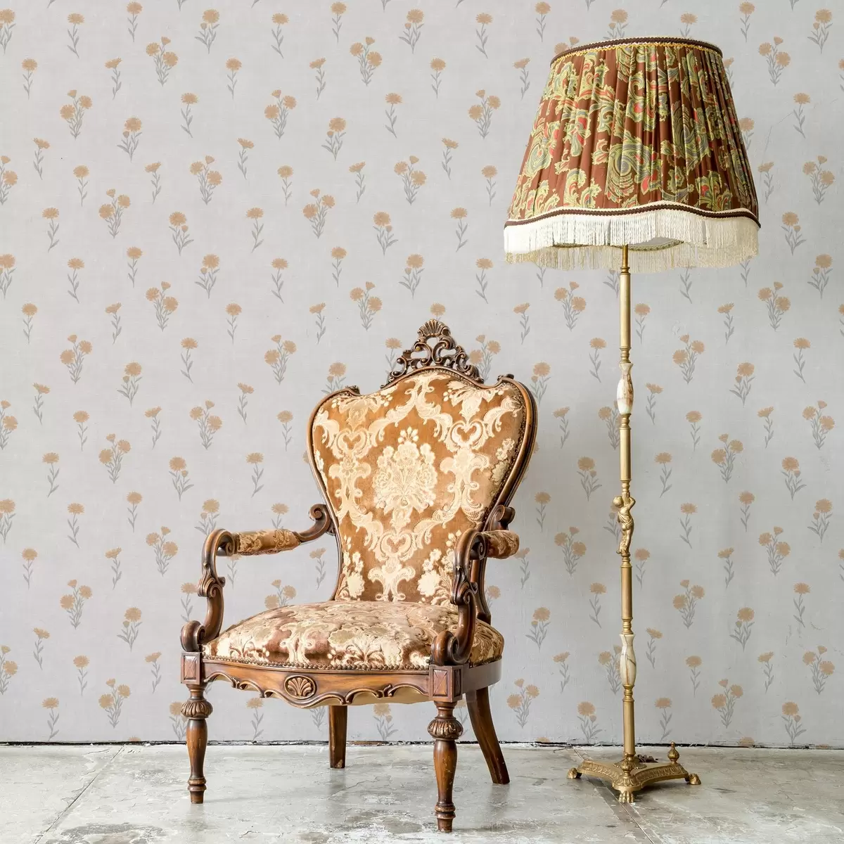 Papel de parede Pequenas flores alaranjadas em um fundo cinza claro a00486