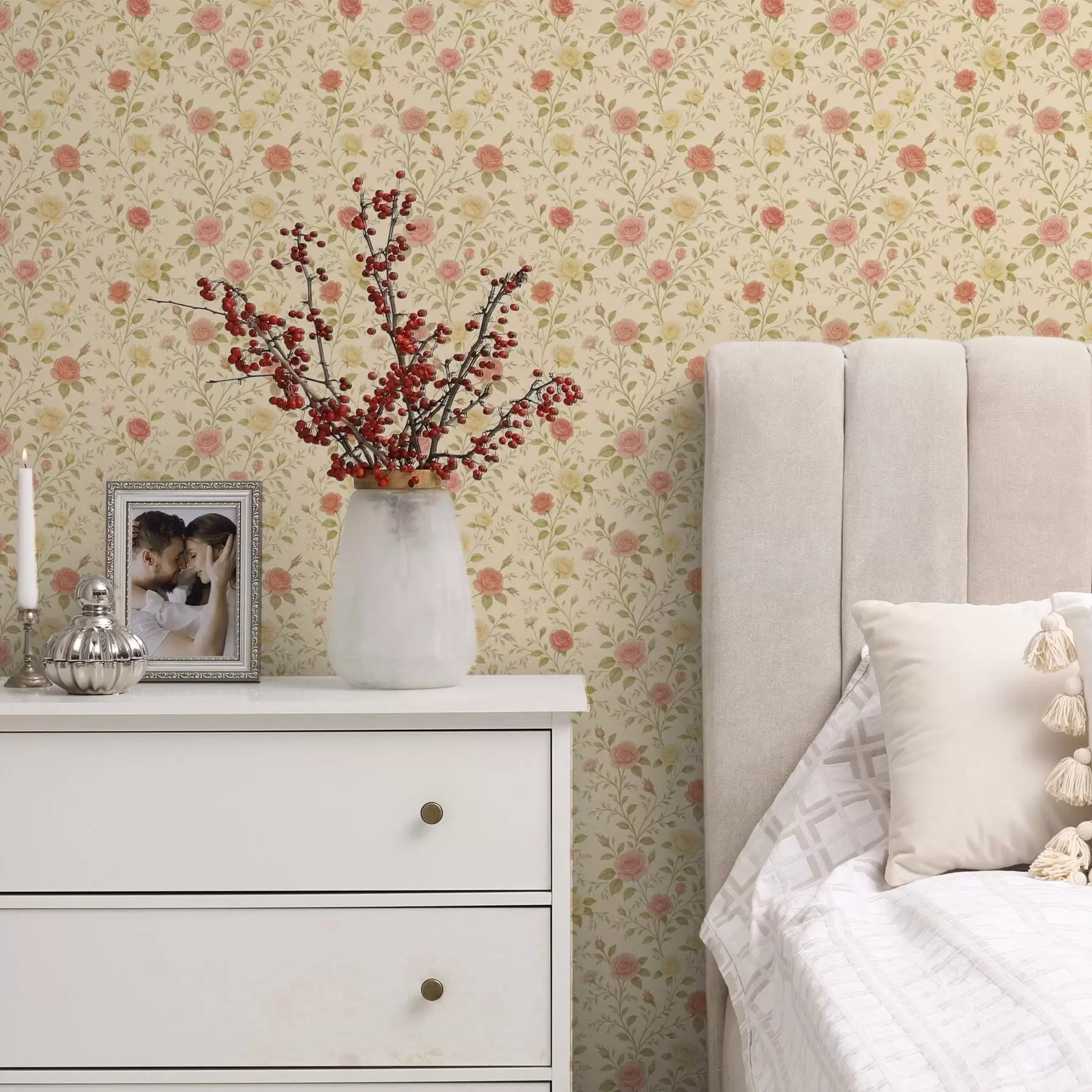 murais de parede Rosas vintage em tons de pêssego e amarelo sobre fundo creme a00577