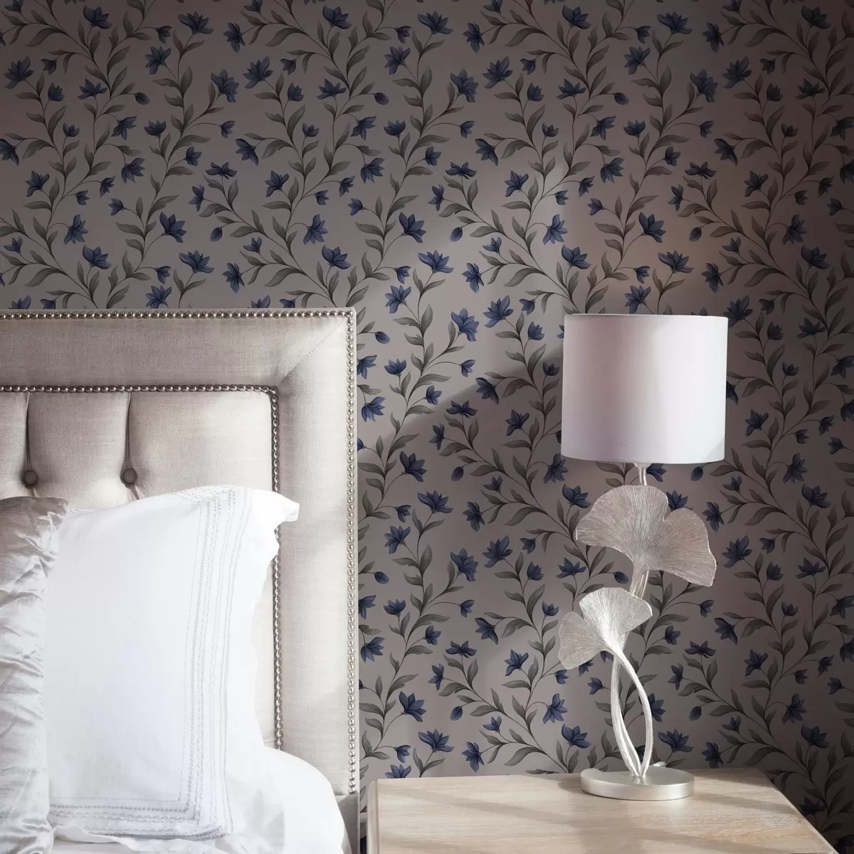 Papel de parede Campânulas sobre um fundo rosa pálido a00622v2