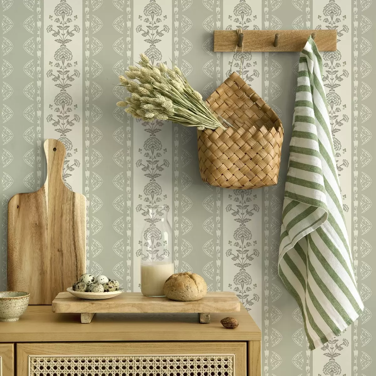 Papel de parede Ornamento listrado com colunas florais em tons de salva a00719