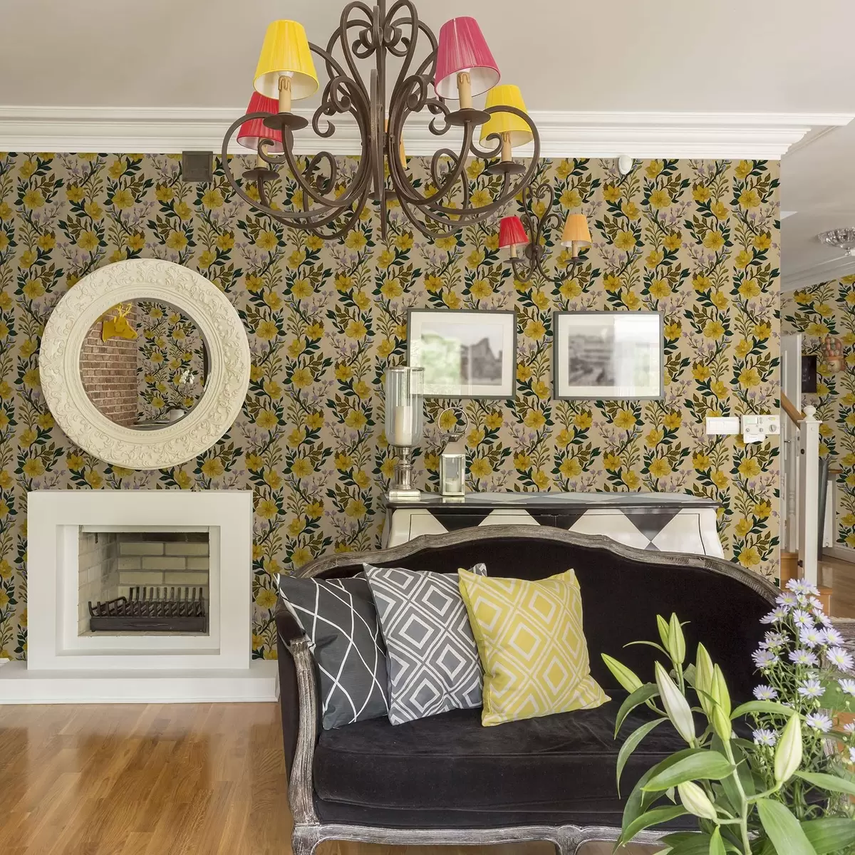 Papel de parede Flores amarelas em guirlandas verticais sobre fundo creme a00632