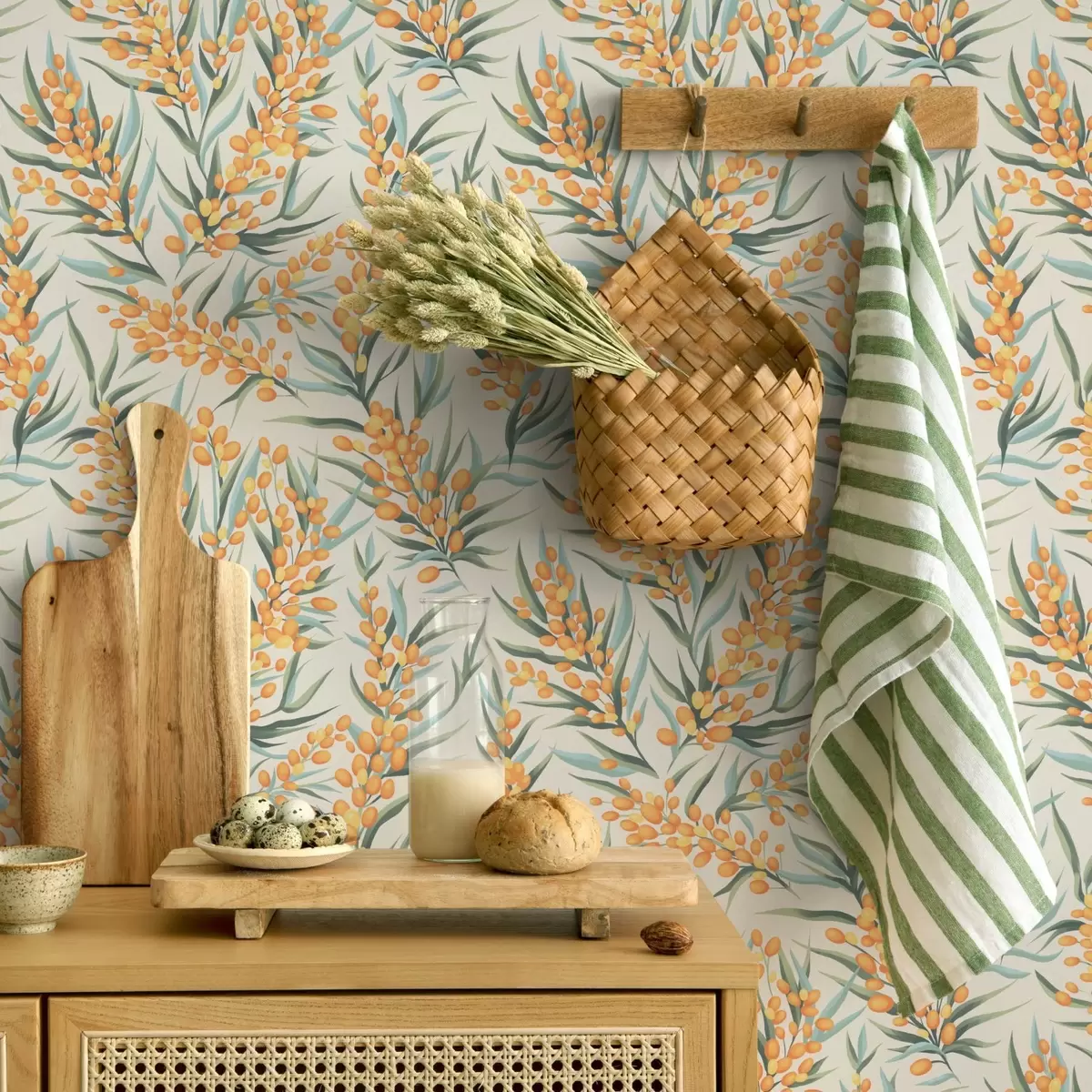 Papel de parede Galhos de espinheiro-marítimo com bagas alaranjadas, fundo claro a00792