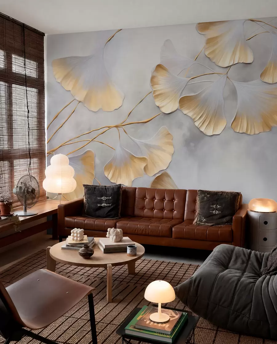 murais de parede Folhas de ginkgo biloba com bordas amarelas em um galho, fundo cinza texturizado, design elegante e minimalista w09472