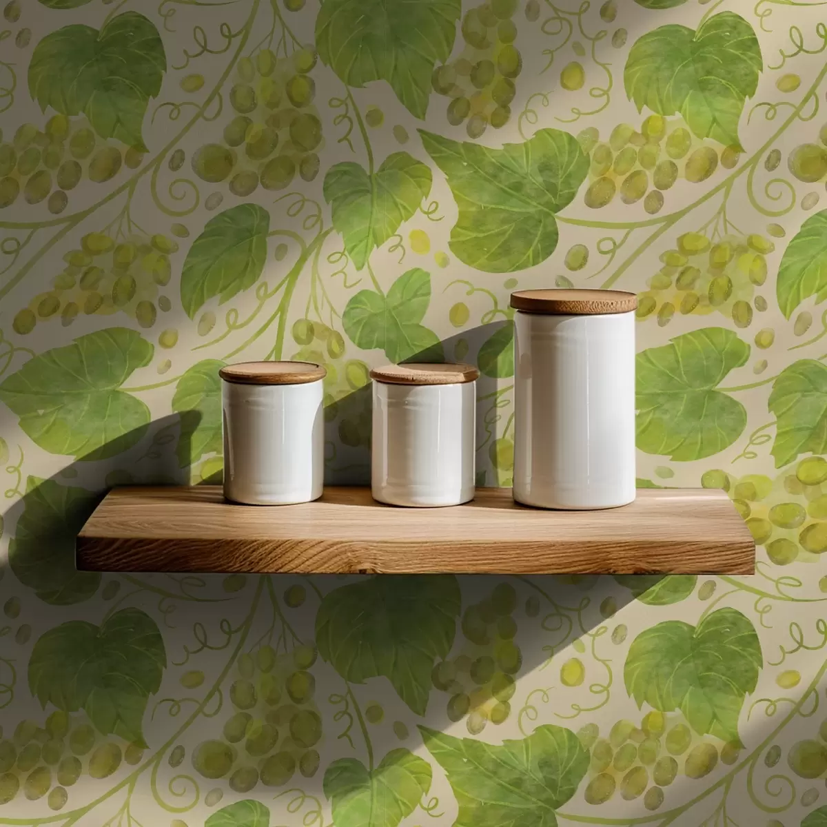 Papel de parede Uvas e folhas verdes sobre fundo claro a00834