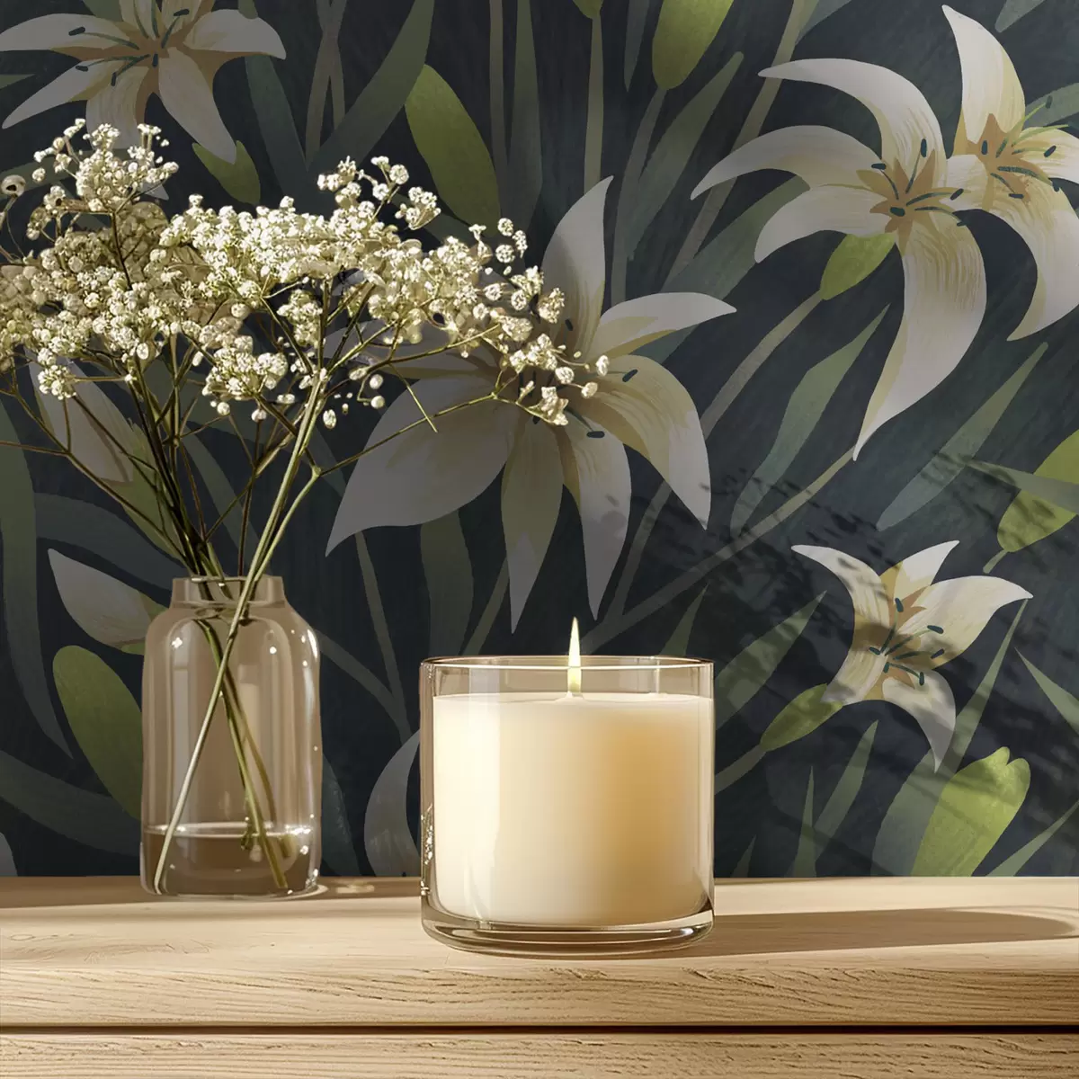 Papel de parede Lírios creme com folhas sobre fundo escuro a00837v1