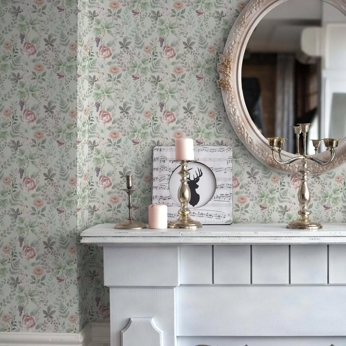 Papel de parede Jardim em tons pastéis com rosas, samambaias e uvas a00867