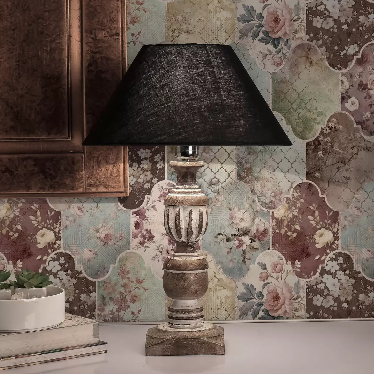 Papel de parede Mosaico de painéis florais e azulejos com padrões desgastados a01038