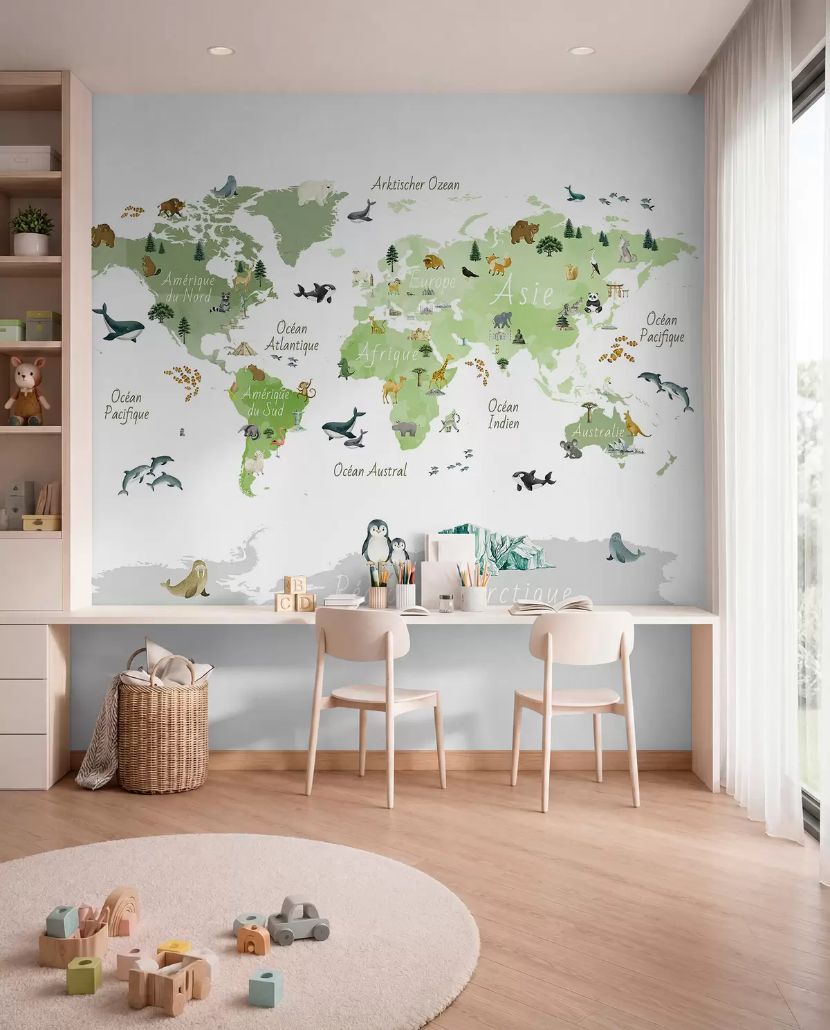 murais de parede Um mapa verde em estilo aquarela, com animais, plantas e arquitetura. Legendas em francês c00009frv2